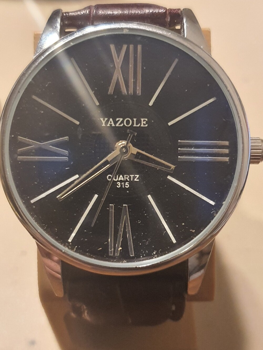 10/$20 Yazole Quartz 315 Silver/Blue Leather Men's Watch